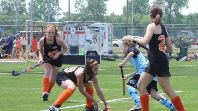 Field Hockey Feud_Pata.jpg